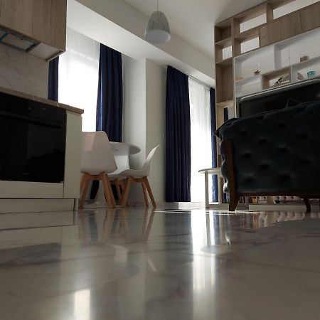 Luxury Apartment Iva Skopje Bagian luar foto