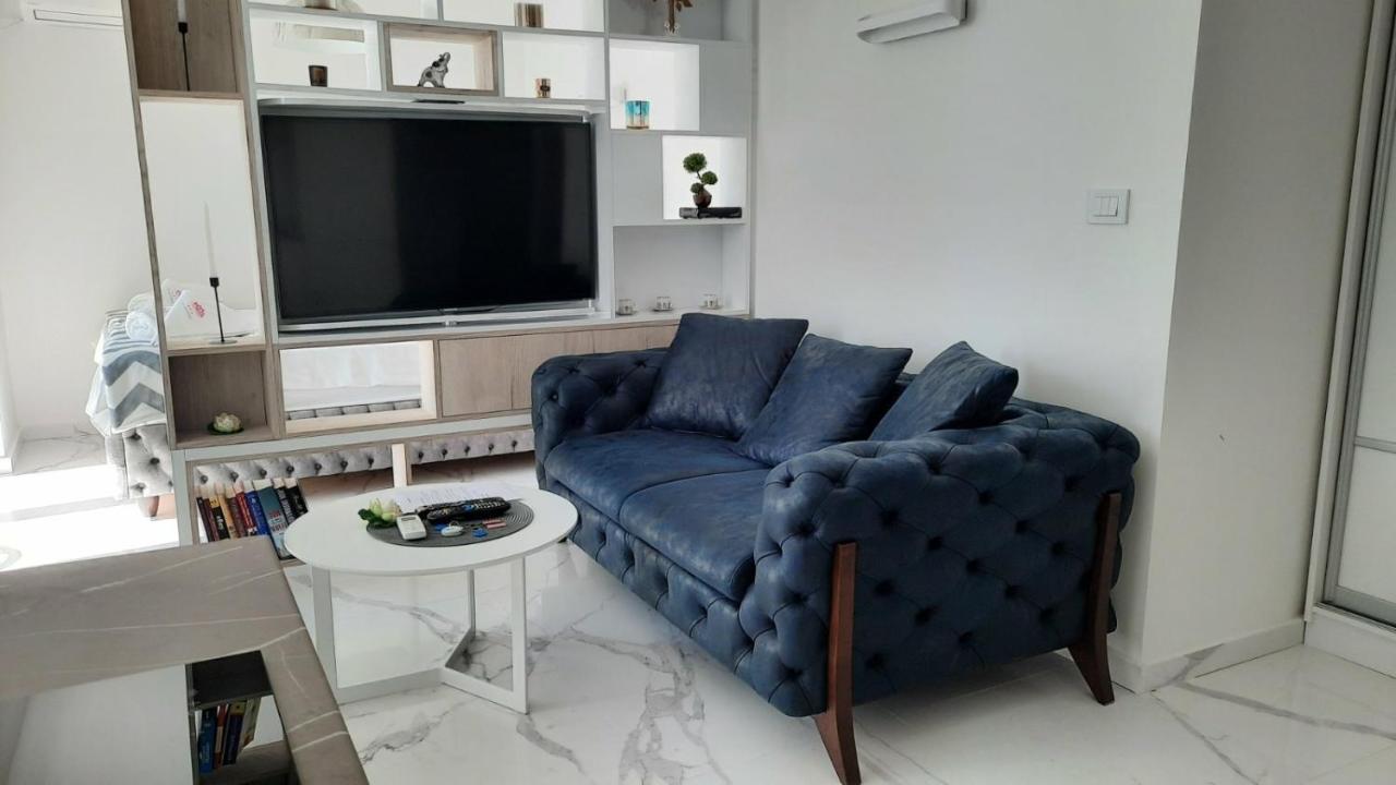 Luxury Apartment Iva Skopje Bagian luar foto