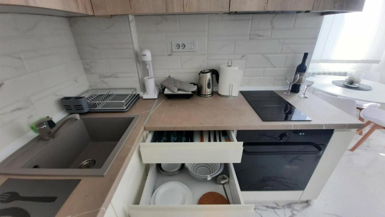 Luxury Apartment Iva Skopje Bagian luar foto