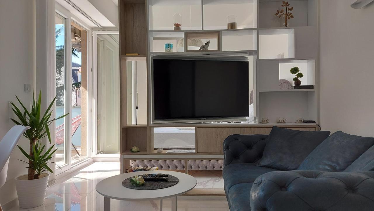 Luxury Apartment Iva Skopje Bagian luar foto