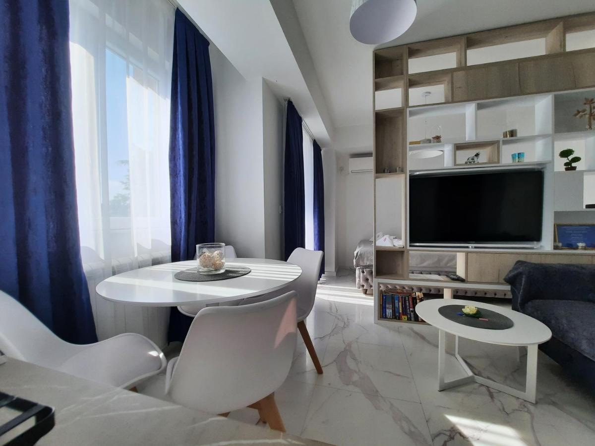 Luxury Apartment Iva Skopje Bagian luar foto