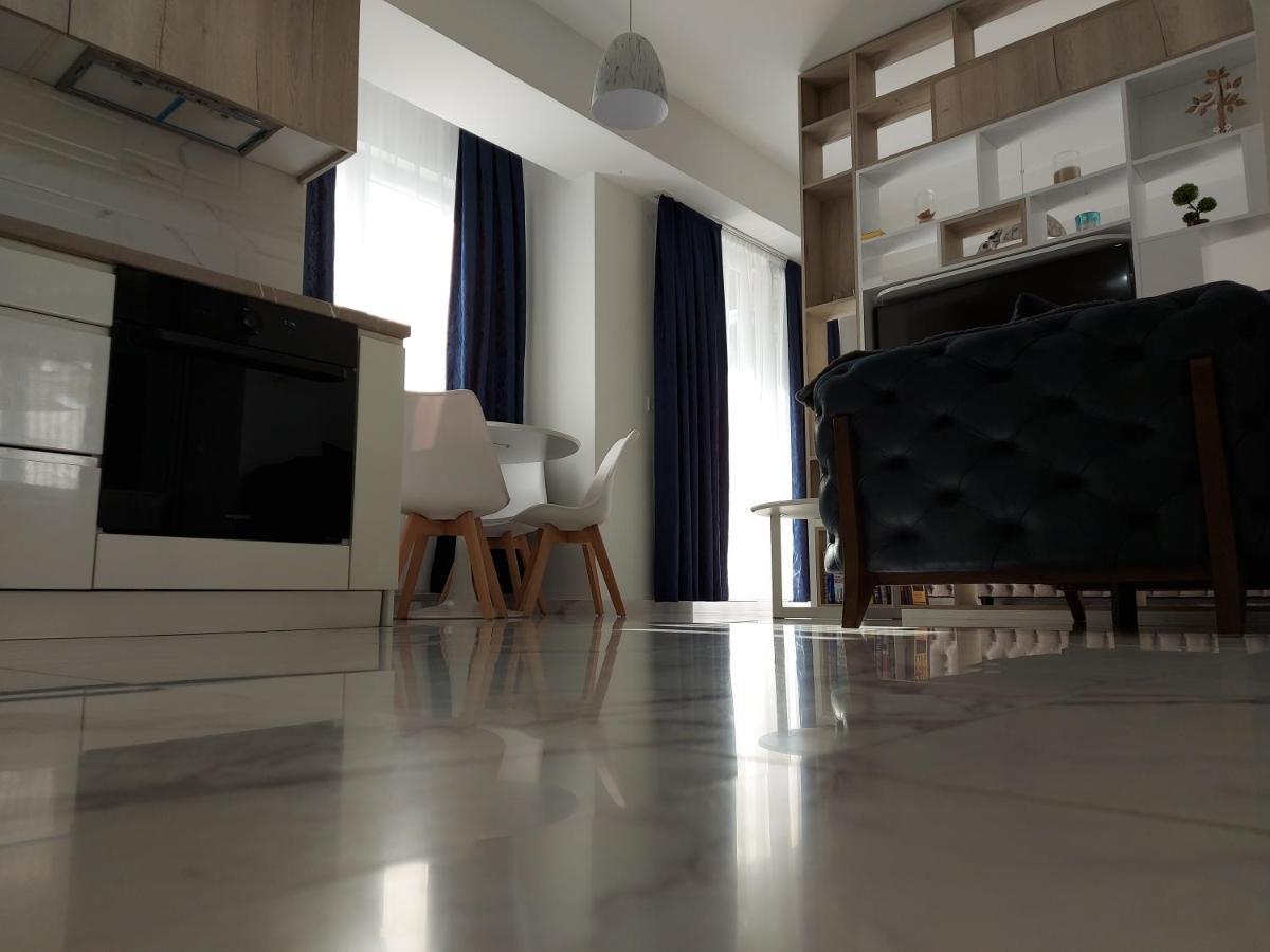 Luxury Apartment Iva Skopje Bagian luar foto